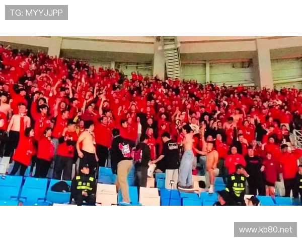 德甲球迷氛围持续提升，主场助威展现强劲支持力度