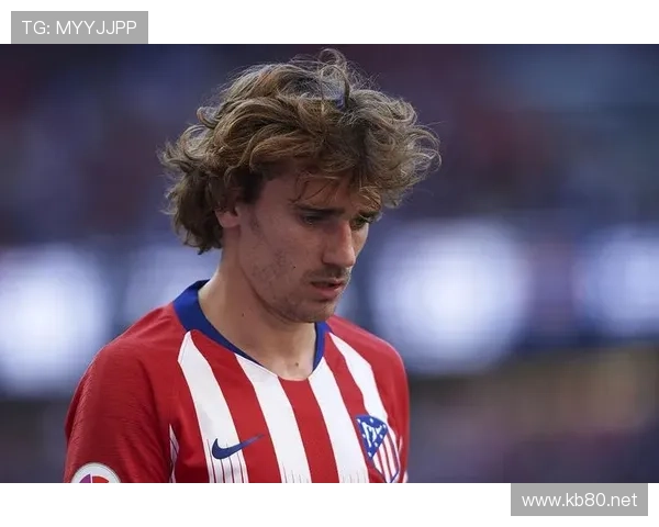 拉什福德边锋转中锋的角色转型困境解析