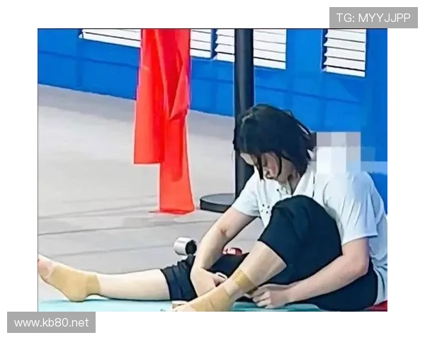 蒋林静训练完直接拎爱马仕去吃米其林，这哪是运动员啊